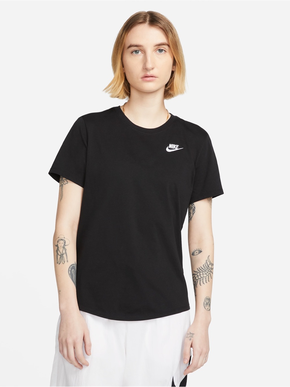Nike Sportswear XL Black Women's T-Shirt
*Worn once